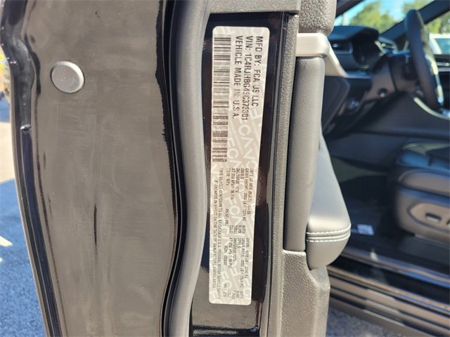 New 2025 Jeep Grand Cherokee Limited w/ Luxury Tech Group II image 21