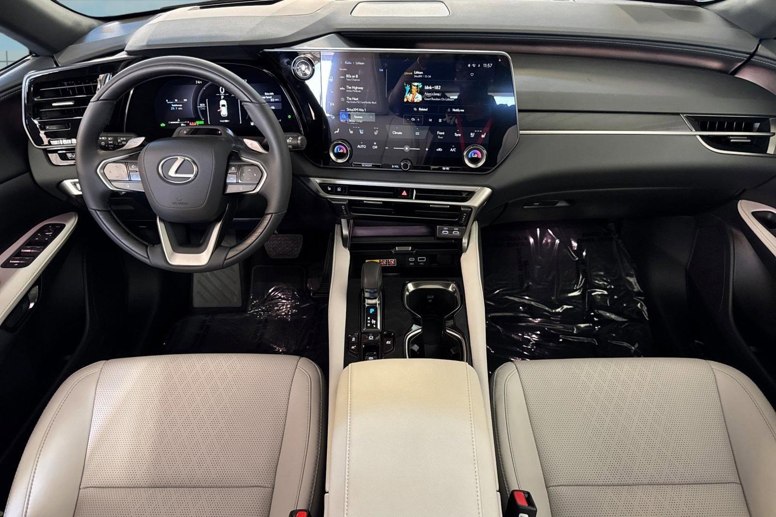 New 2026 Lexus RX 350h AWD/4WD image 16