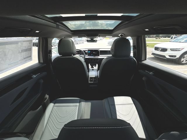 New 2026 Volkswagen Tiguan SE R-Line FWD image 20