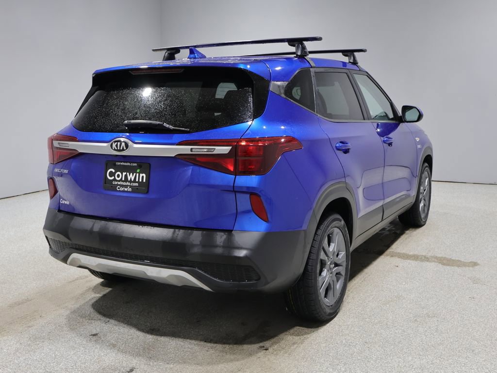 Used 2021 Kia Seltos LX image 2