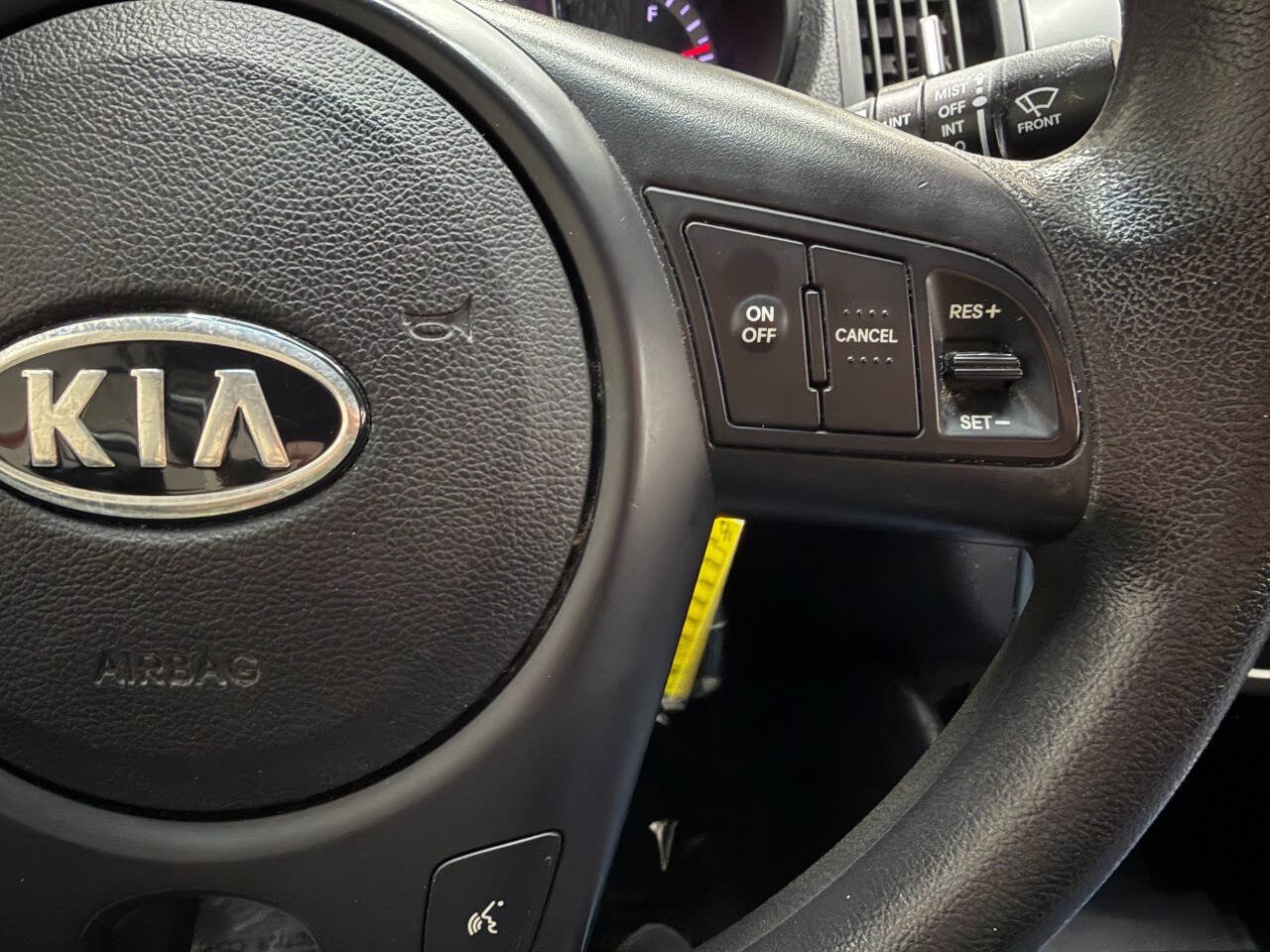 Used 2013 Kia Forte EX FWD image 24