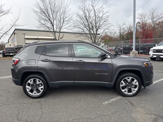 Used 2022 Jeep Compass Limited image 13