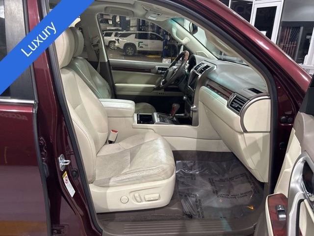 Used 2013 Lexus GX 460 image 29