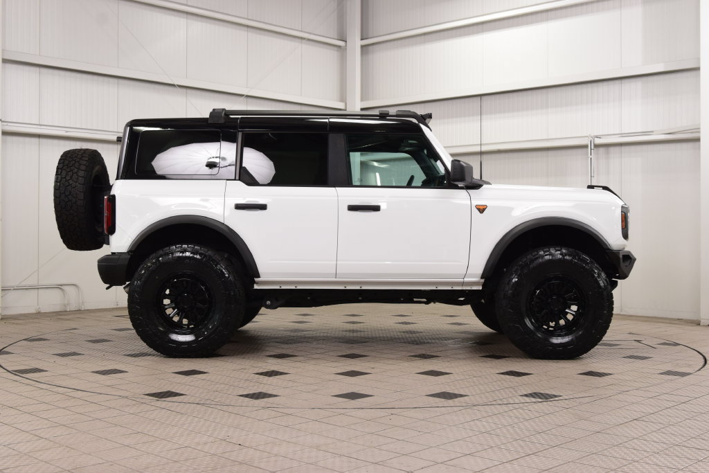 Used 2024 Ford Bronco Badlands AWD/4WD image 8