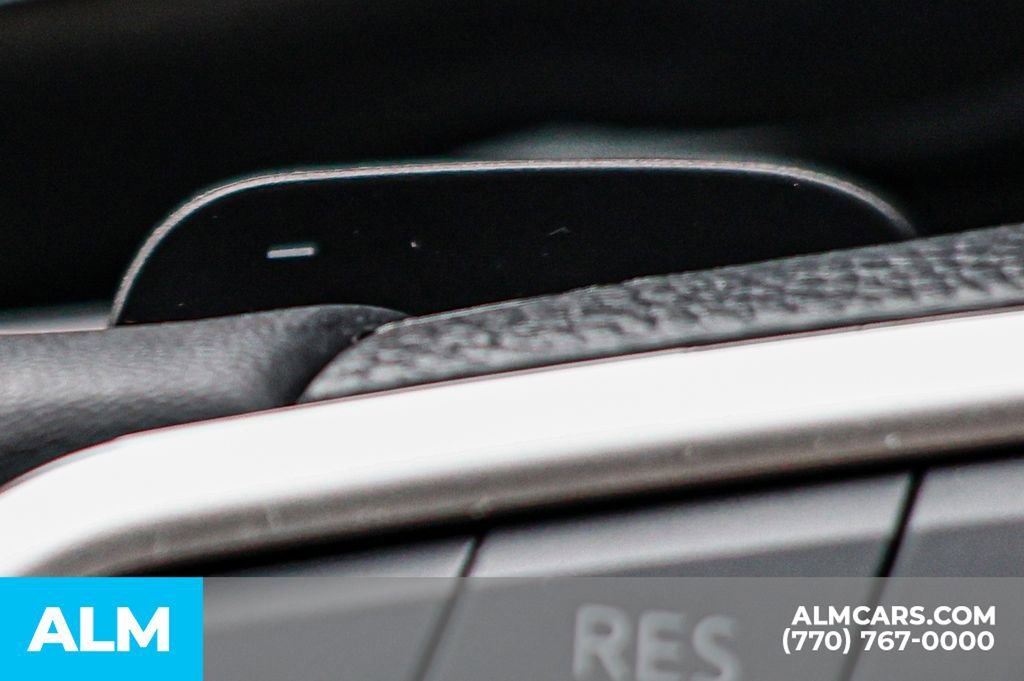 Used 2025 Volkswagen Atlas SE image 37