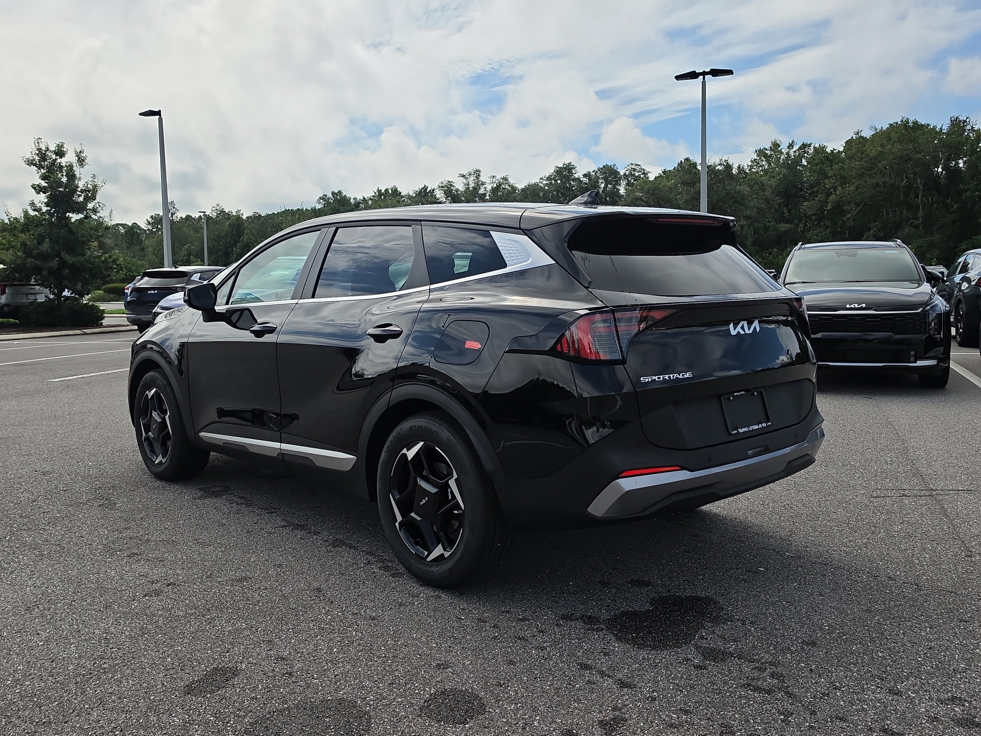 New 2027 Kia Sportage EX FWD image 6