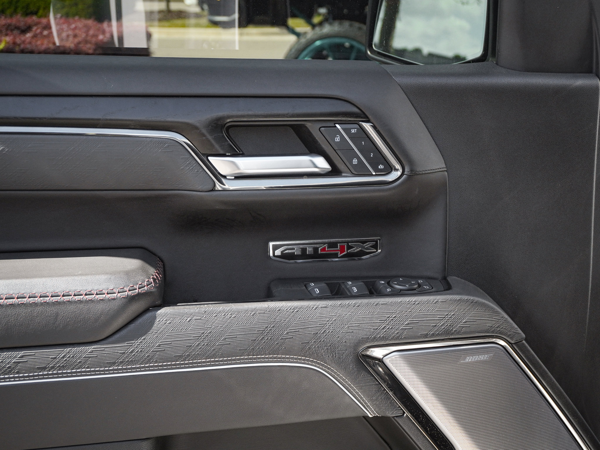 Used 2024 GMC Sierra 1500 AT4X image 15