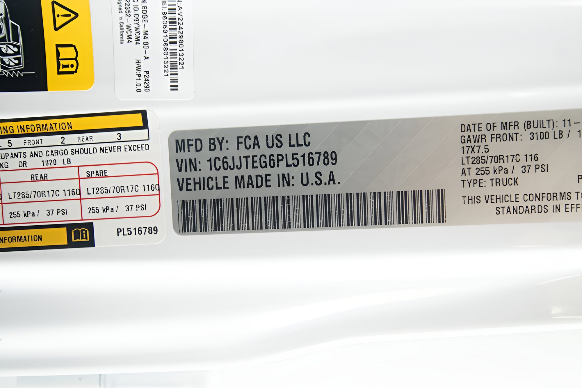 Used 2023 Jeep Gladiator Mojave w/ Cold Weather Group AWD/4WD image 51