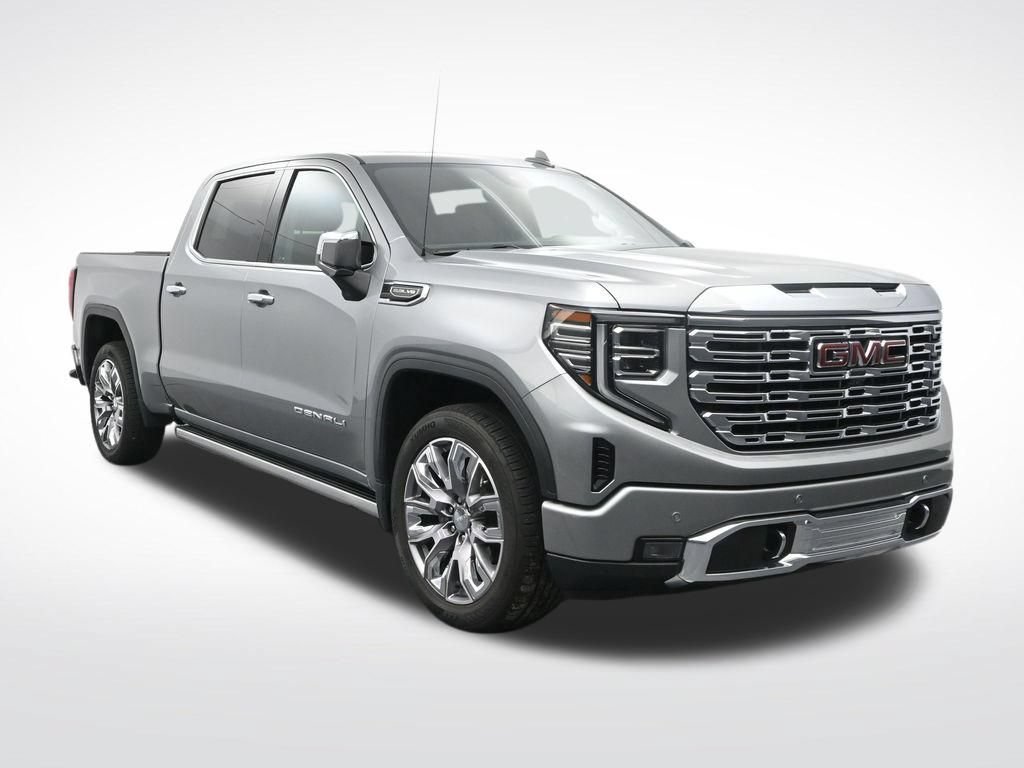 Used 2024 GMC Sierra 1500 Denali w/ Denali Reserve Package AWD/4WD image 3
