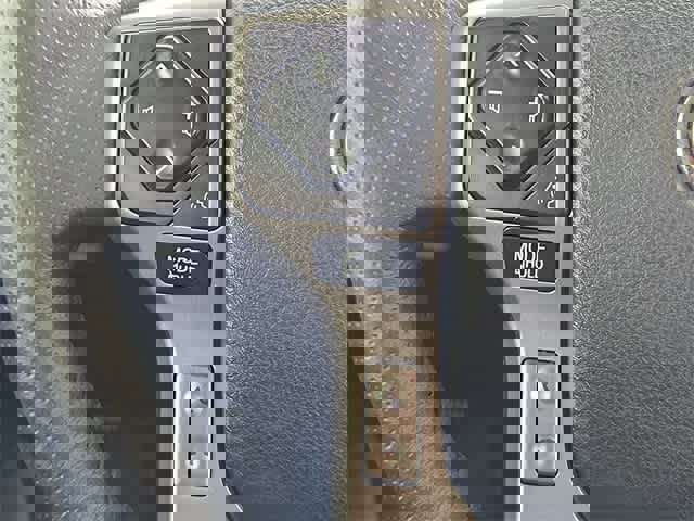 Used 2024 Toyota 4Runner SR5 image 23