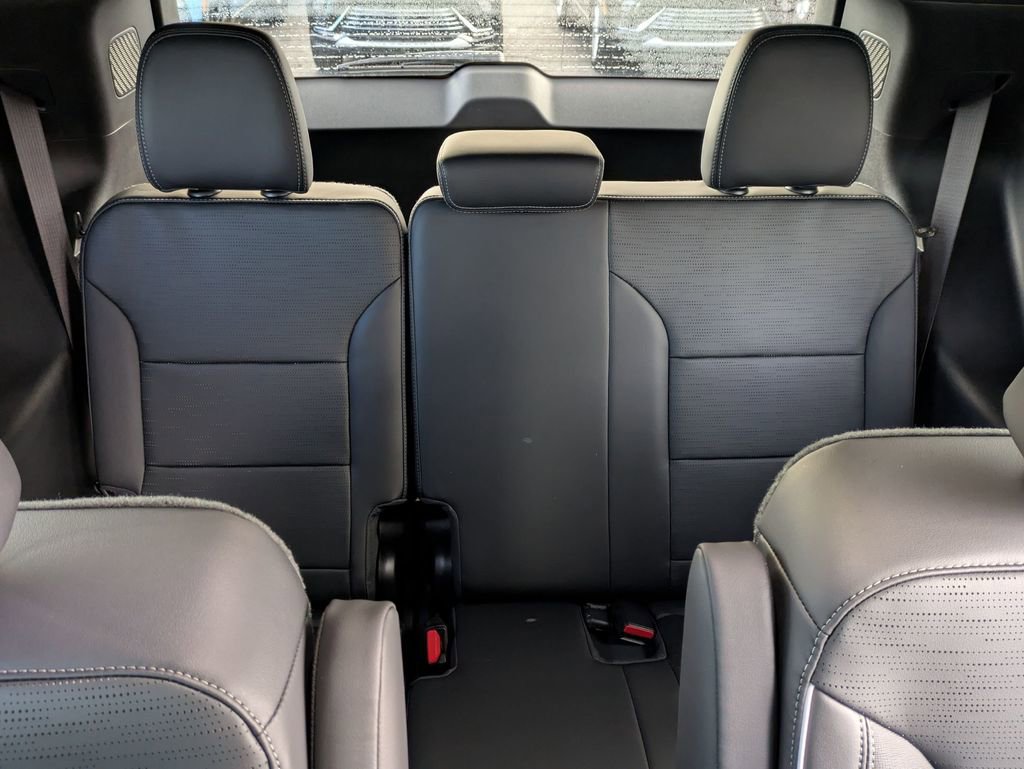 New 2026 Buick Enclave Sport Touring w/ Power Package AWD/4WD image 9