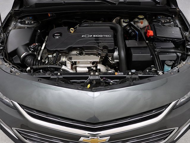 Used 2016 Chevrolet Malibu LT w/ Leather Package image 29