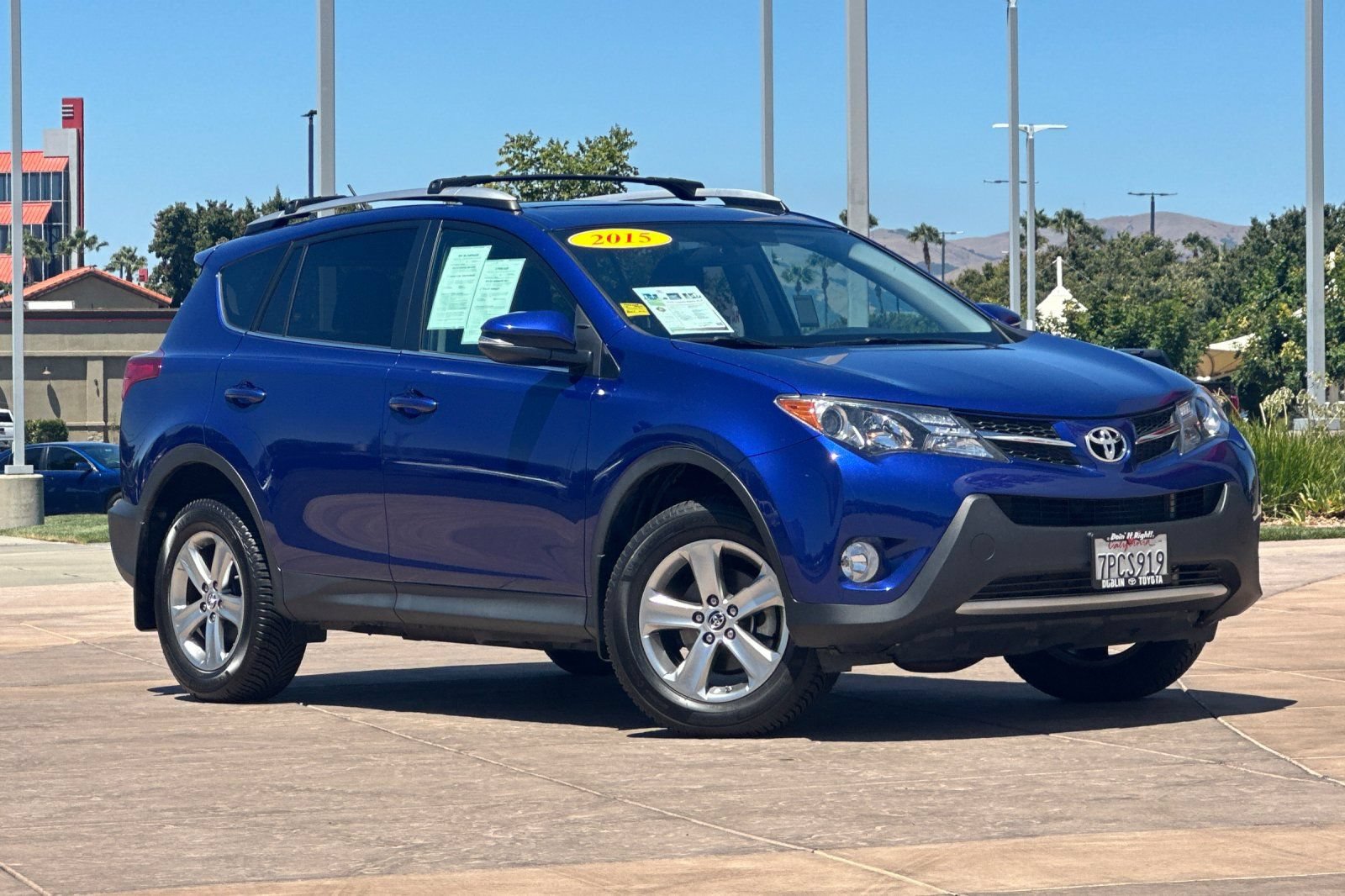 Used 2015 Toyota RAV4 XLE AWD/4WD video 2
