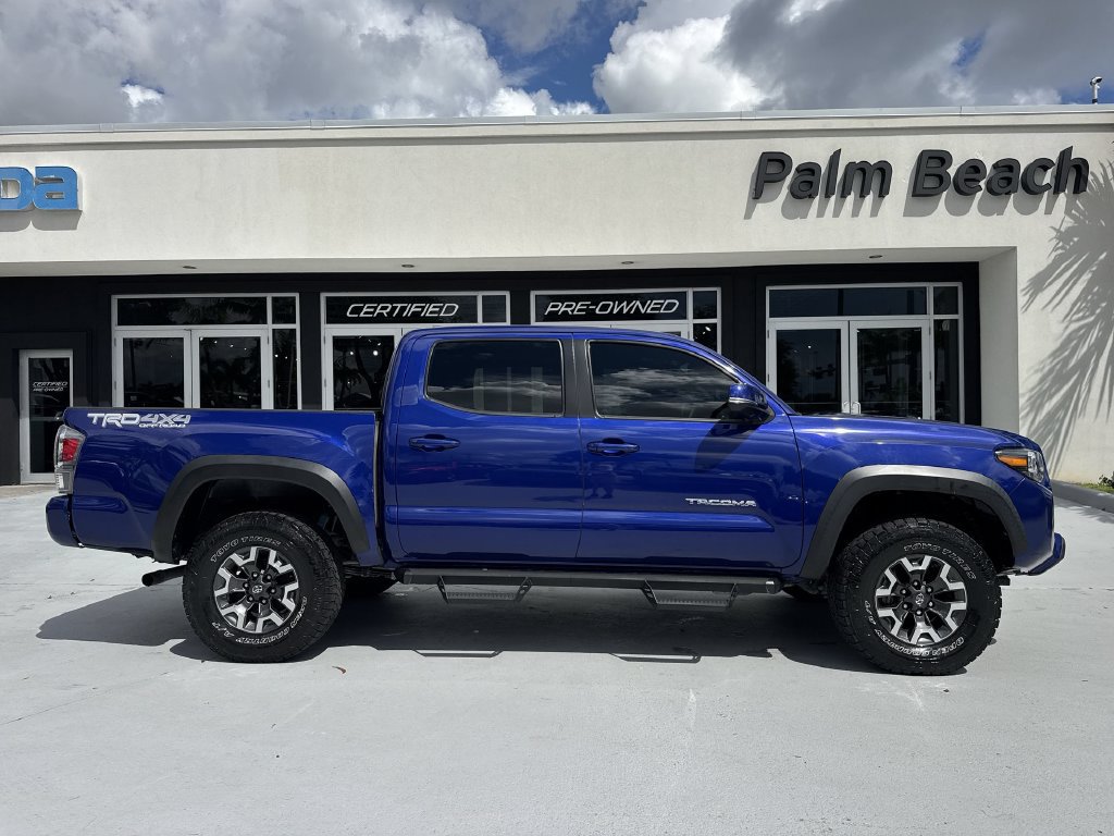 Used 2023 Toyota Tacoma TRD Off-Road w/ TRD Premium Off Road Package AWD/4WD image 23