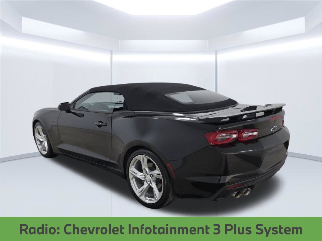 Used 2024 Chevrolet Camaro LT w/ Technology Package RWD image 4