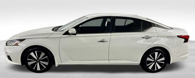 Used 2022 Nissan Altima 2.5 SV image 5