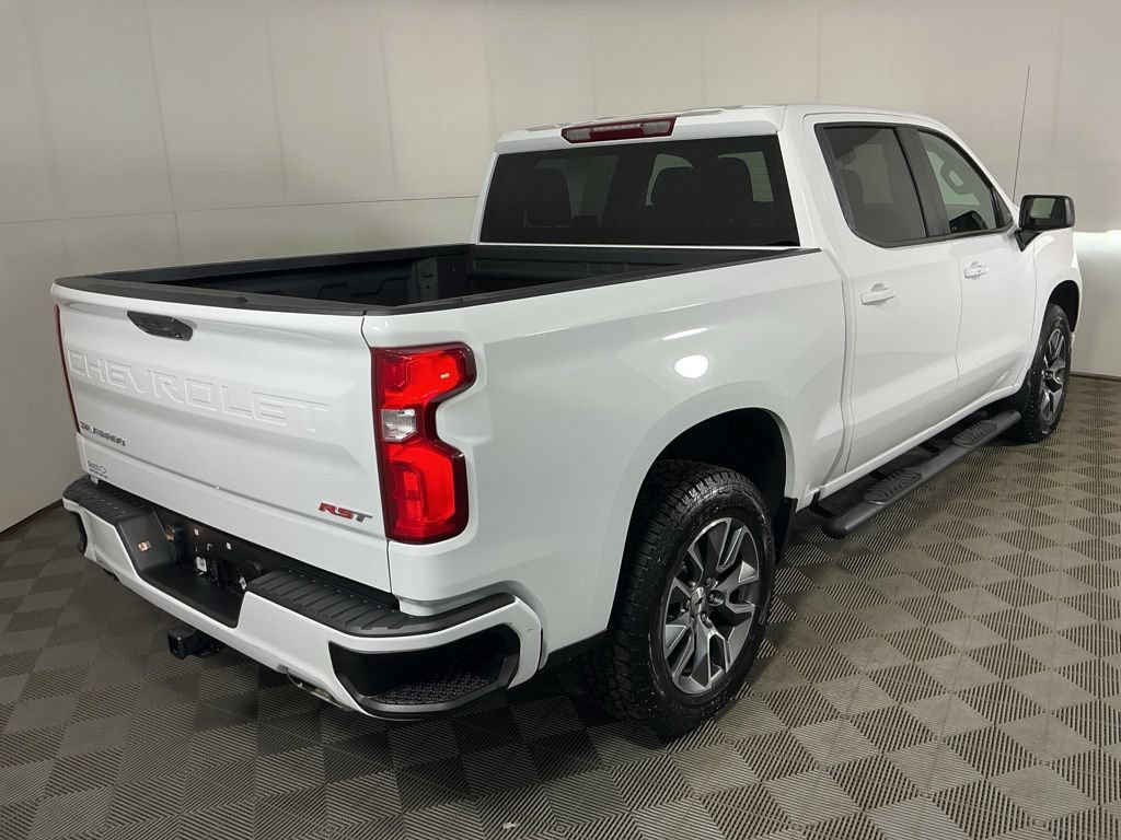 Used 2024 Chevrolet Silverado 1500 RST AWD/4WD image 7