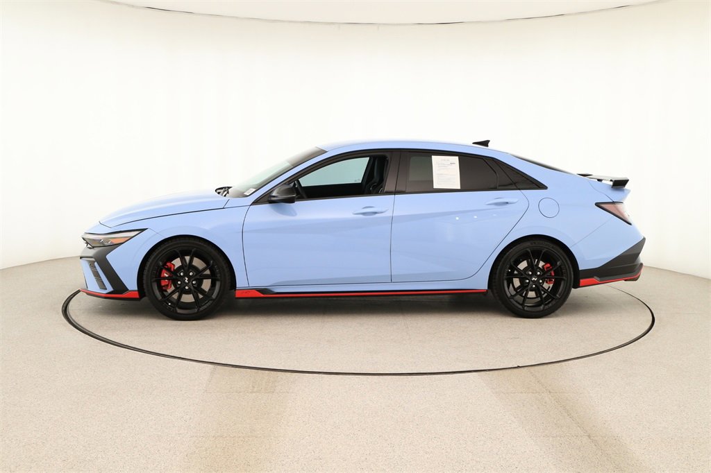 Used 2025 Hyundai Elantra N image 2