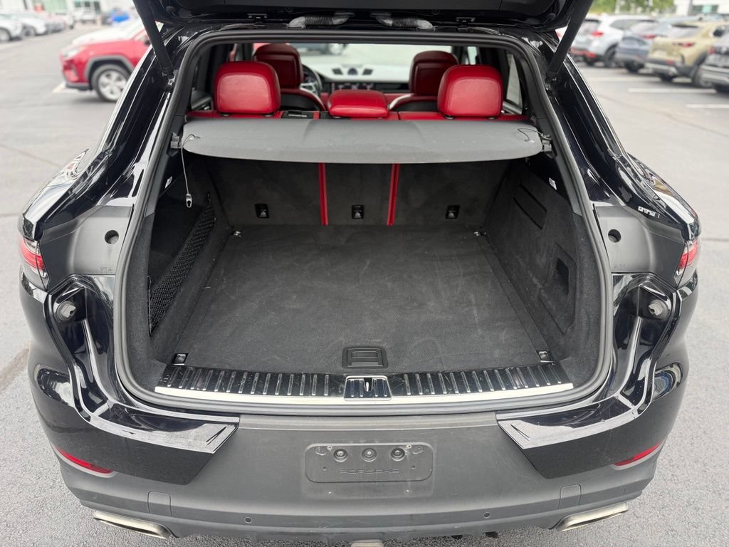 Used 2021 Porsche Cayenne Coupe AWD/4WD image 17