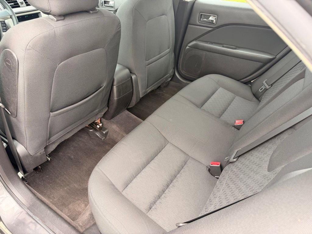 Used 2010 Ford Fusion SE FWD image 28