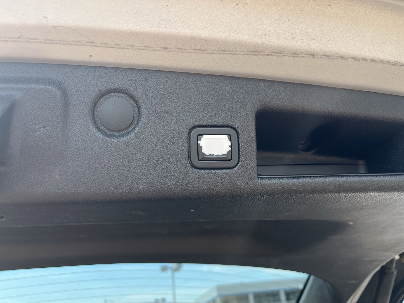 Used 2018 Chevrolet Equinox LT image 25