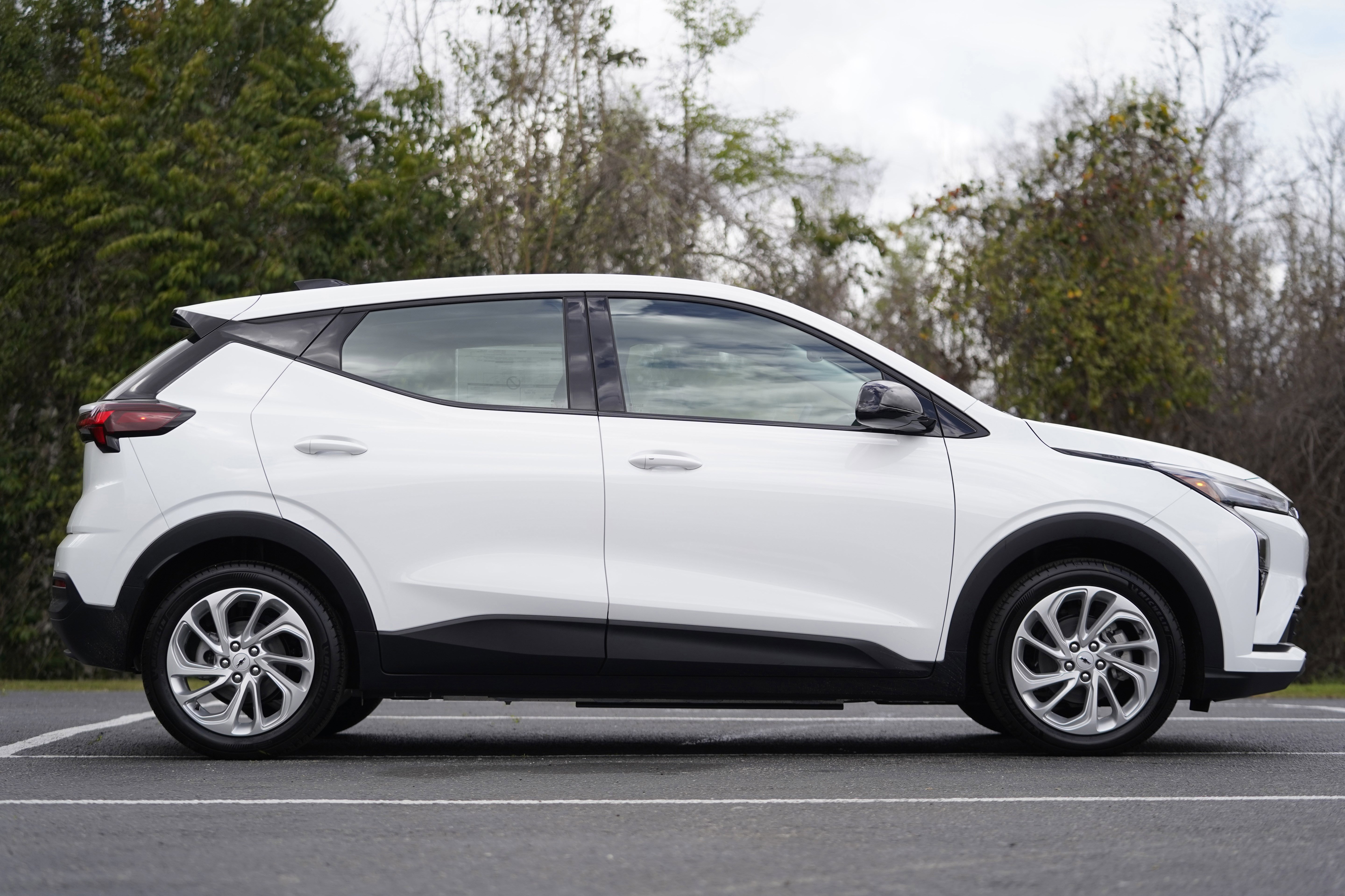 New 2027 Chevrolet Bolt LT image 7