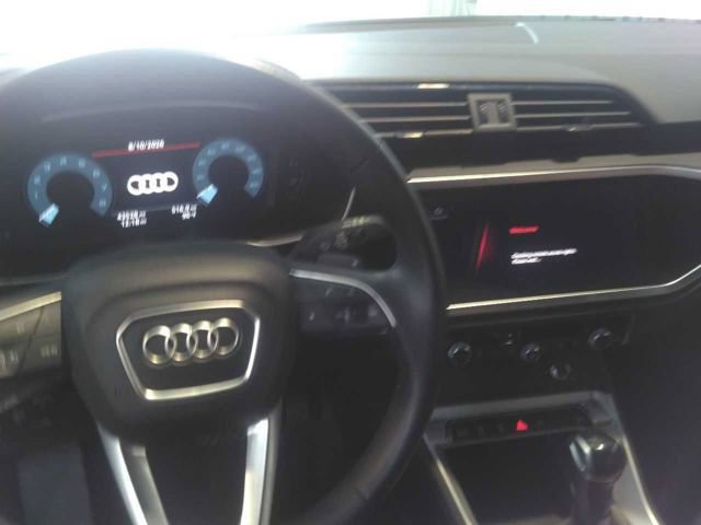 Used 2025 Audi Q3 2.0T Premium AWD/4WD image 4