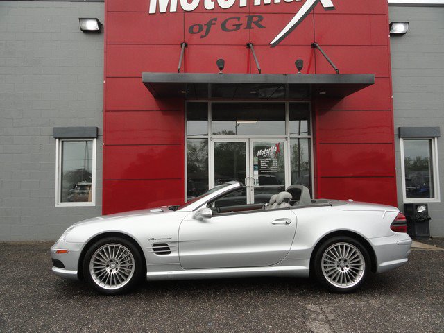 Used 2006 Mercedes-Benz SL 55 AMG image 2