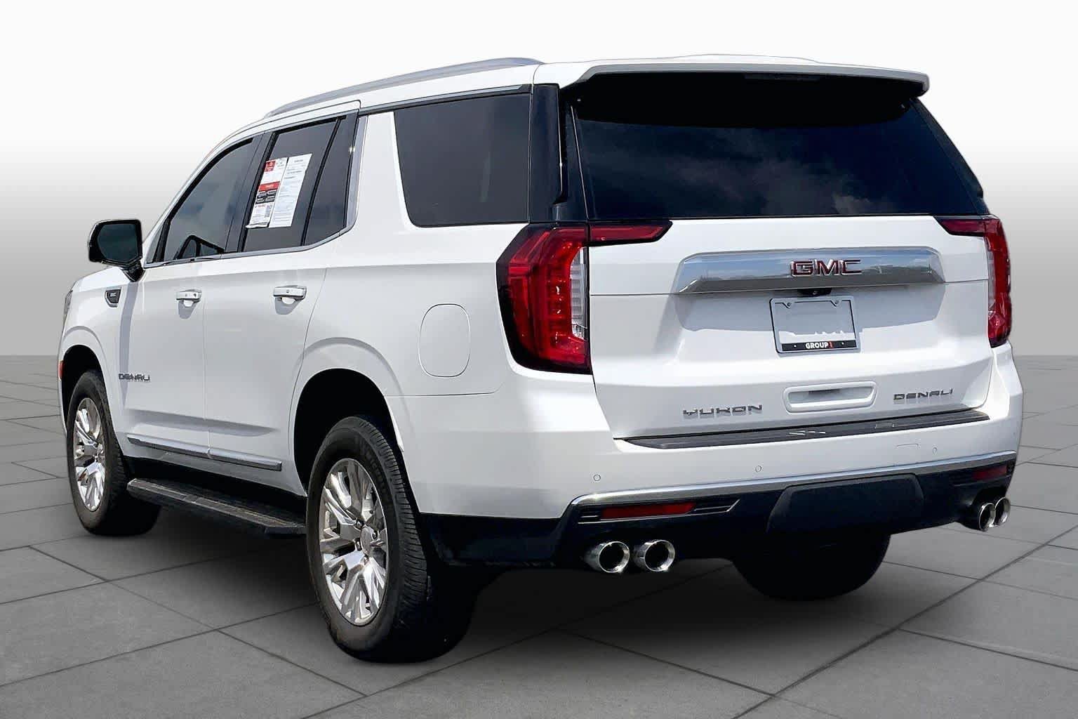 Used 2021 GMC Yukon Denali w/ Advanced Technology Package RWD image 12
