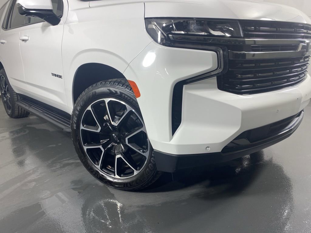 Used 2021 Chevrolet Tahoe RST w/ Luxury Package image 3