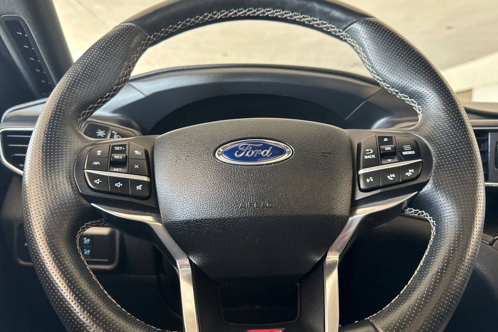 Used 2020 Ford Explorer ST w/ Premium Technology Package image 20