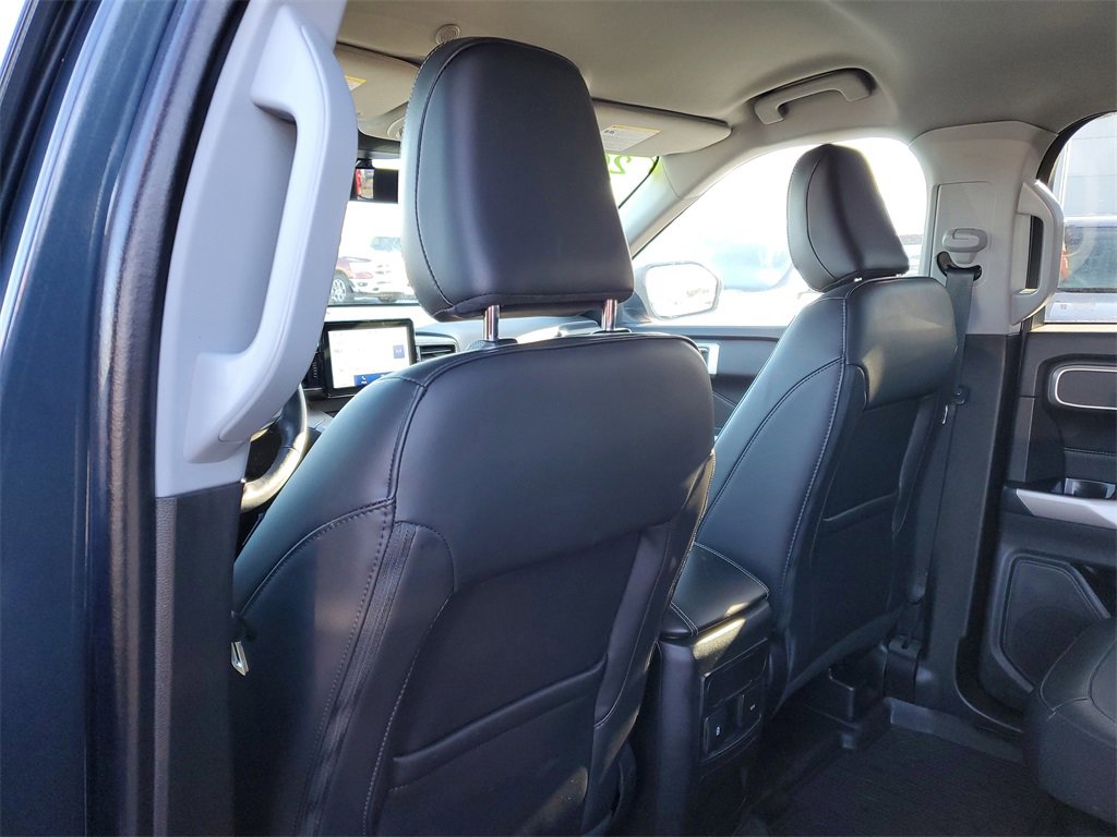 Used 2023 Ford Explorer XLT w/ Equipment Group 202A image 26