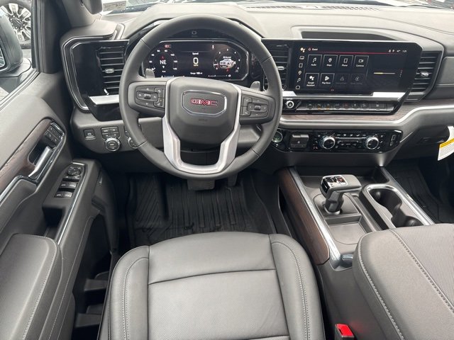 New 2026 GMC Sierra 1500 SLT image 9