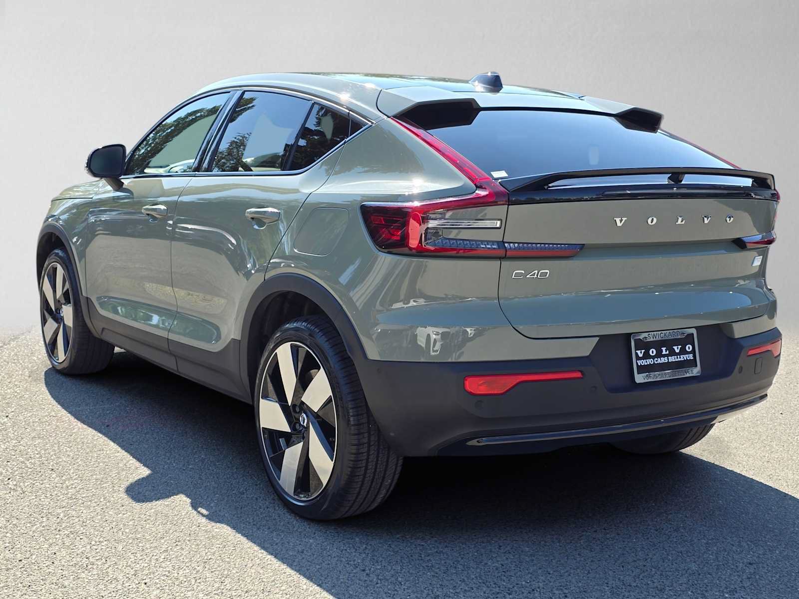 Used 2023 Volvo C40 P8 Recharge Ultimate w/ Protection Package Premier AWD/4WD image 6