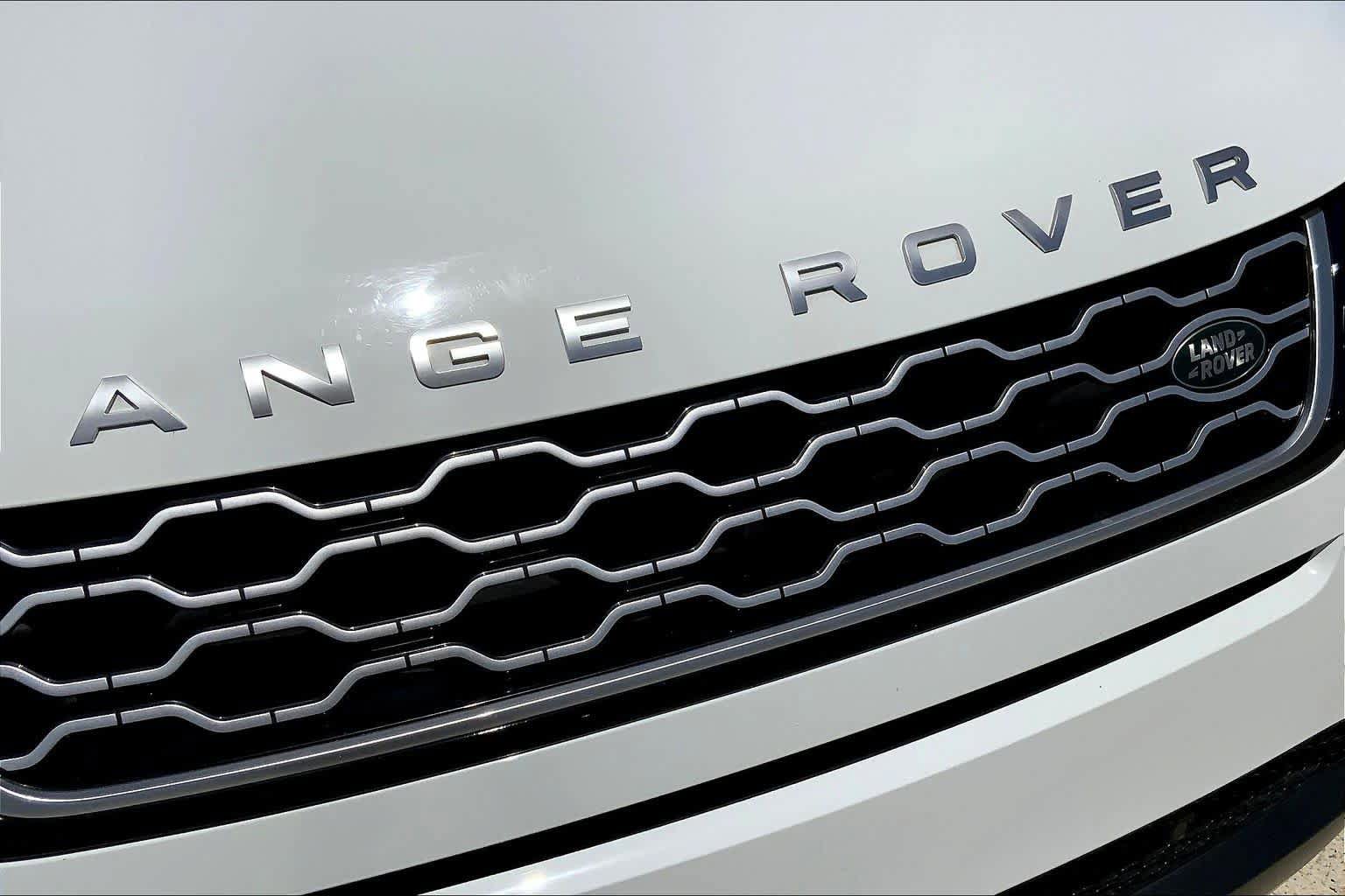 Used 2022 Land Rover Range Rover Evoque S image 30