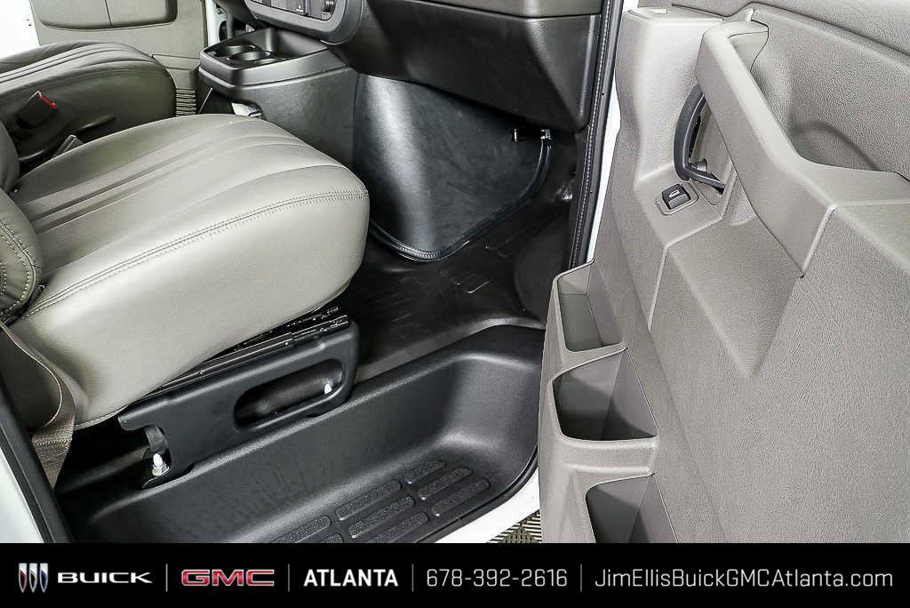 New 2025 GMC Savana 2500 w/ Driver Convenience Package RWD image 18