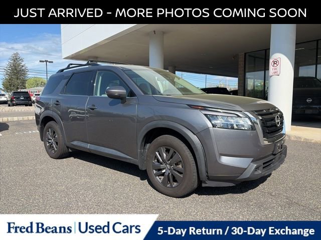 Certified 2022 Nissan Pathfinder SV AWD/4WD image 1