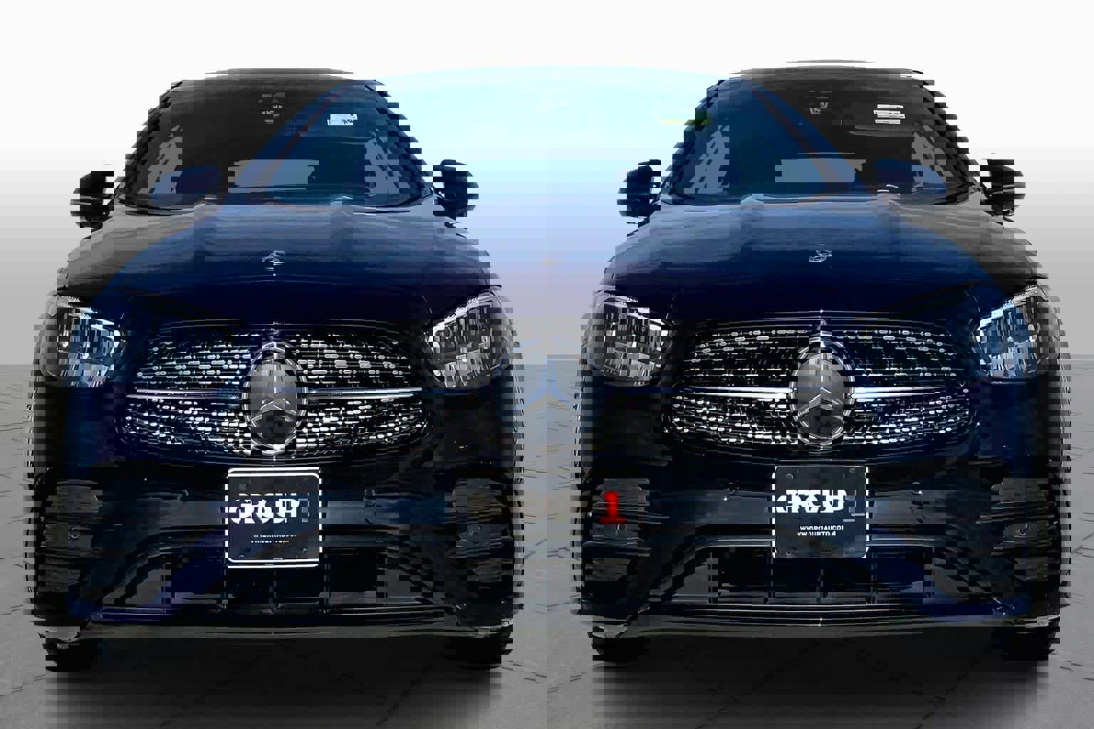 Used 2022 Mercedes-Benz E 450 Coupe image 3