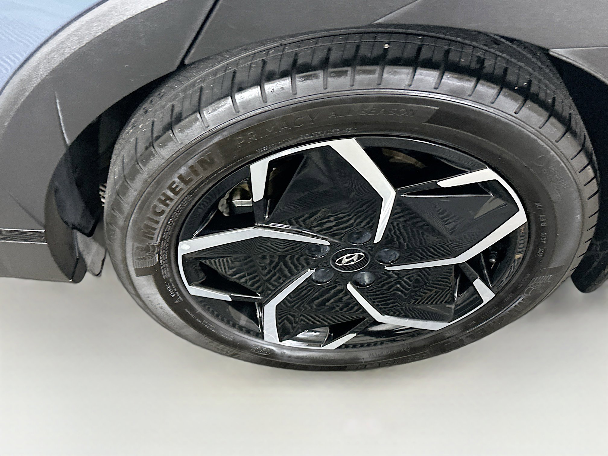 Used 2023 Hyundai Ioniq 5 SEL image 11