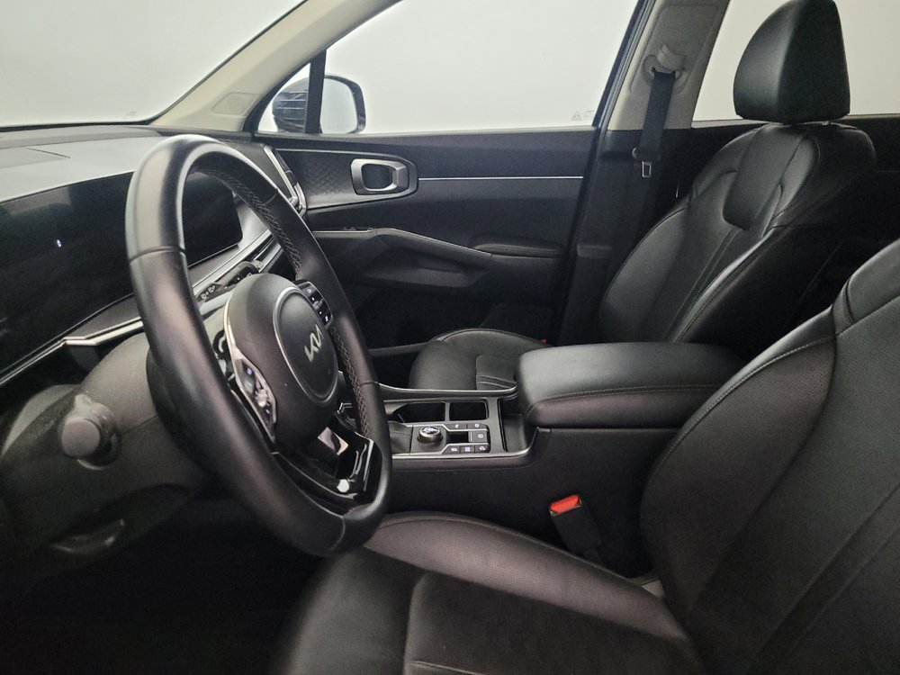 Used 2024 Kia Sorento S w/ Panoramic Sunroof Package FWD image 17