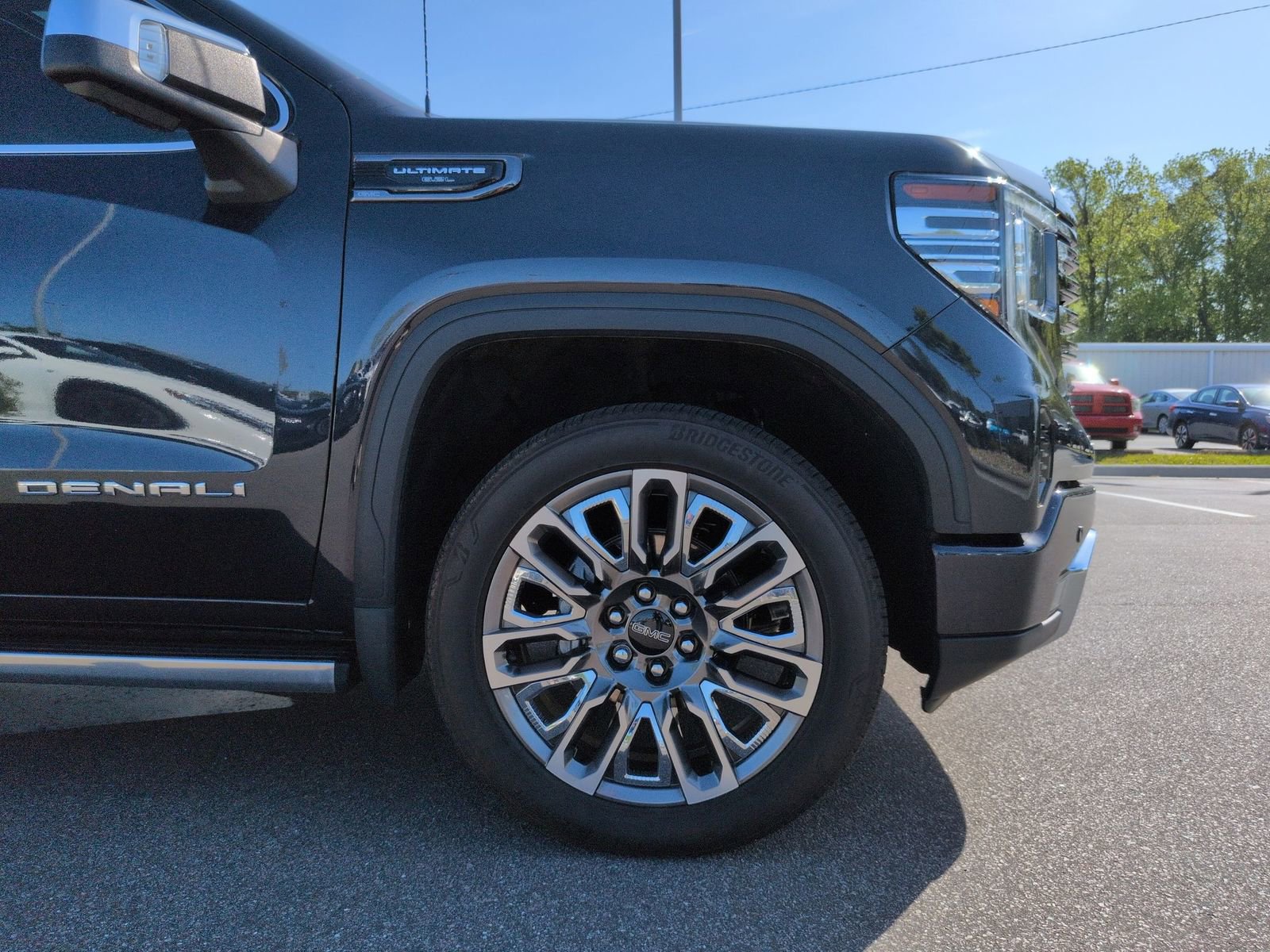 Used 2024 GMC Sierra 1500 Denali Ultimate AWD/4WD image 10