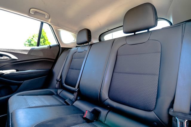 Used 2024 Chevrolet Trax LT w/ Driver Confidence Package FWD image 53