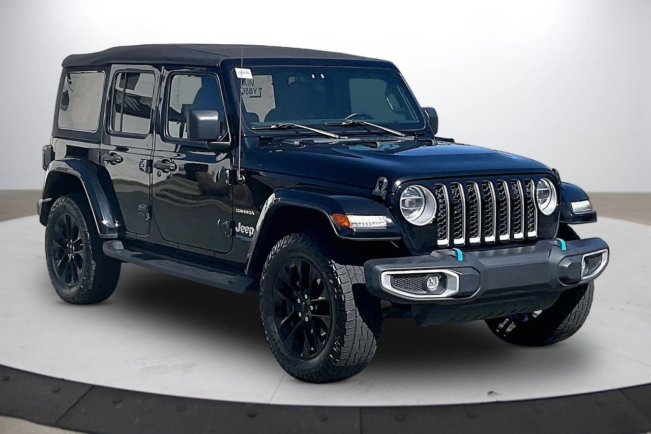 Used 2022 Jeep Wrangler Unlimited Sahara image 2