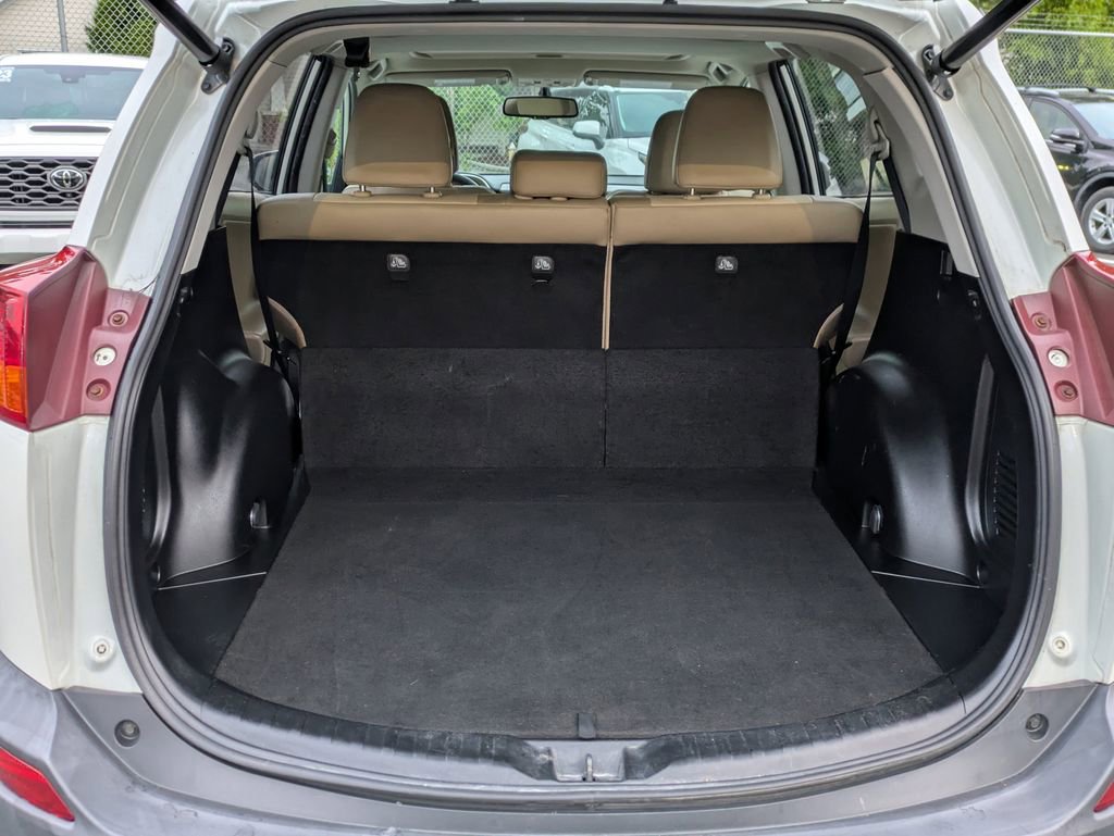 Used 2013 Toyota RAV4 Limited FWD image 14