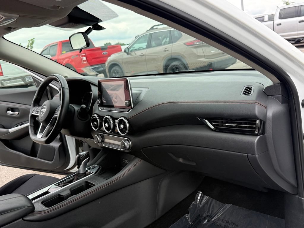 Used 2021 Nissan Sentra SR FWD image 17