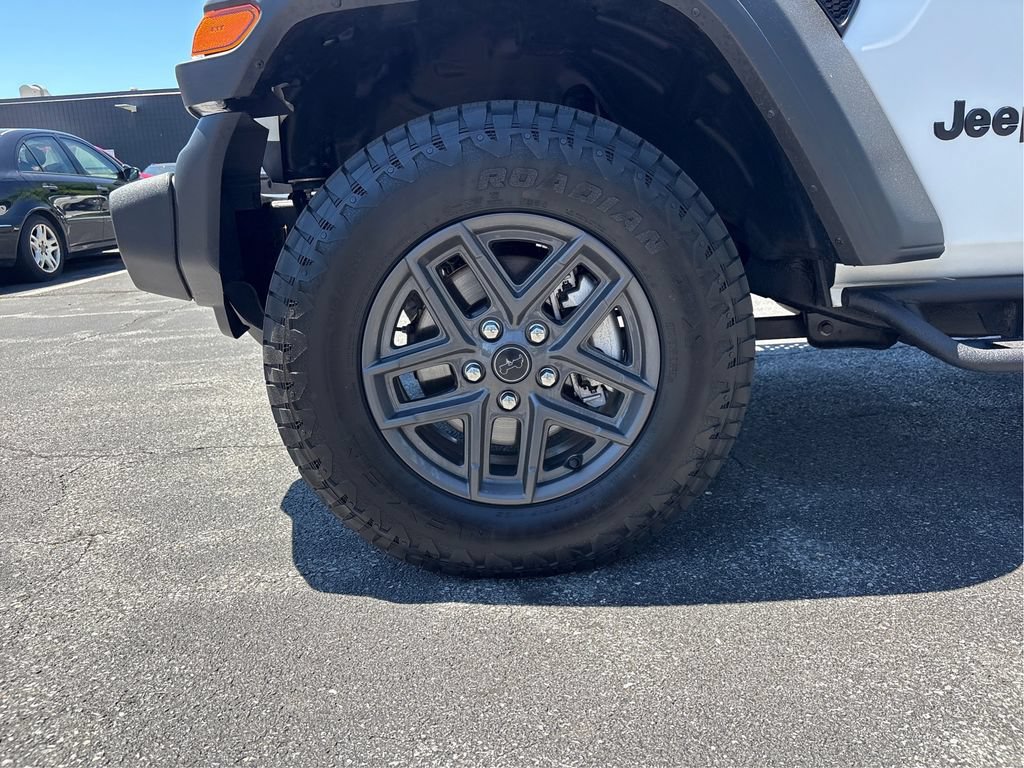 Used 2025 Jeep Wrangler Sport AWD/4WD image 45