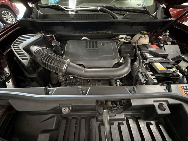 Used 2023 GMC Acadia SLE w/ Driver Convenience Package