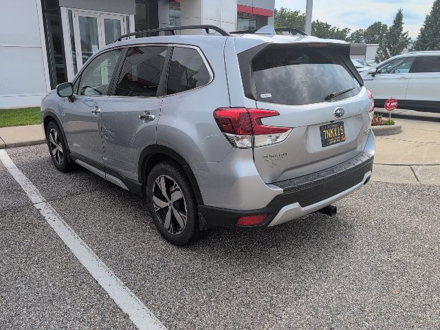 Used 2019 Subaru Forester Touring AWD/4WD image 9