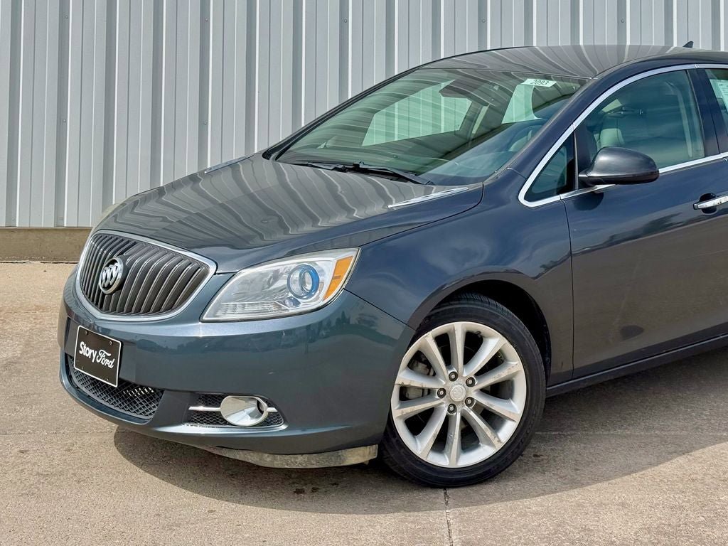 Used 2013 Buick Verano Convenience FWD image 2