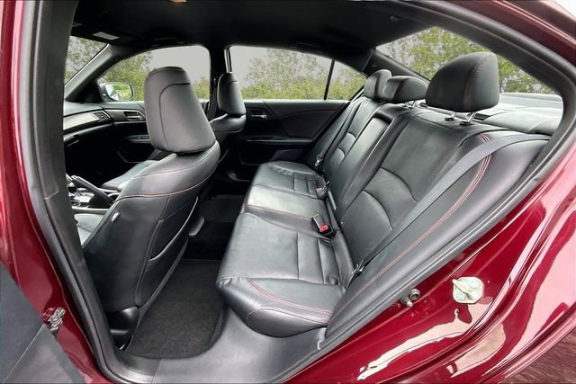 Used 2017 Honda Accord Sport Special Edition image 24